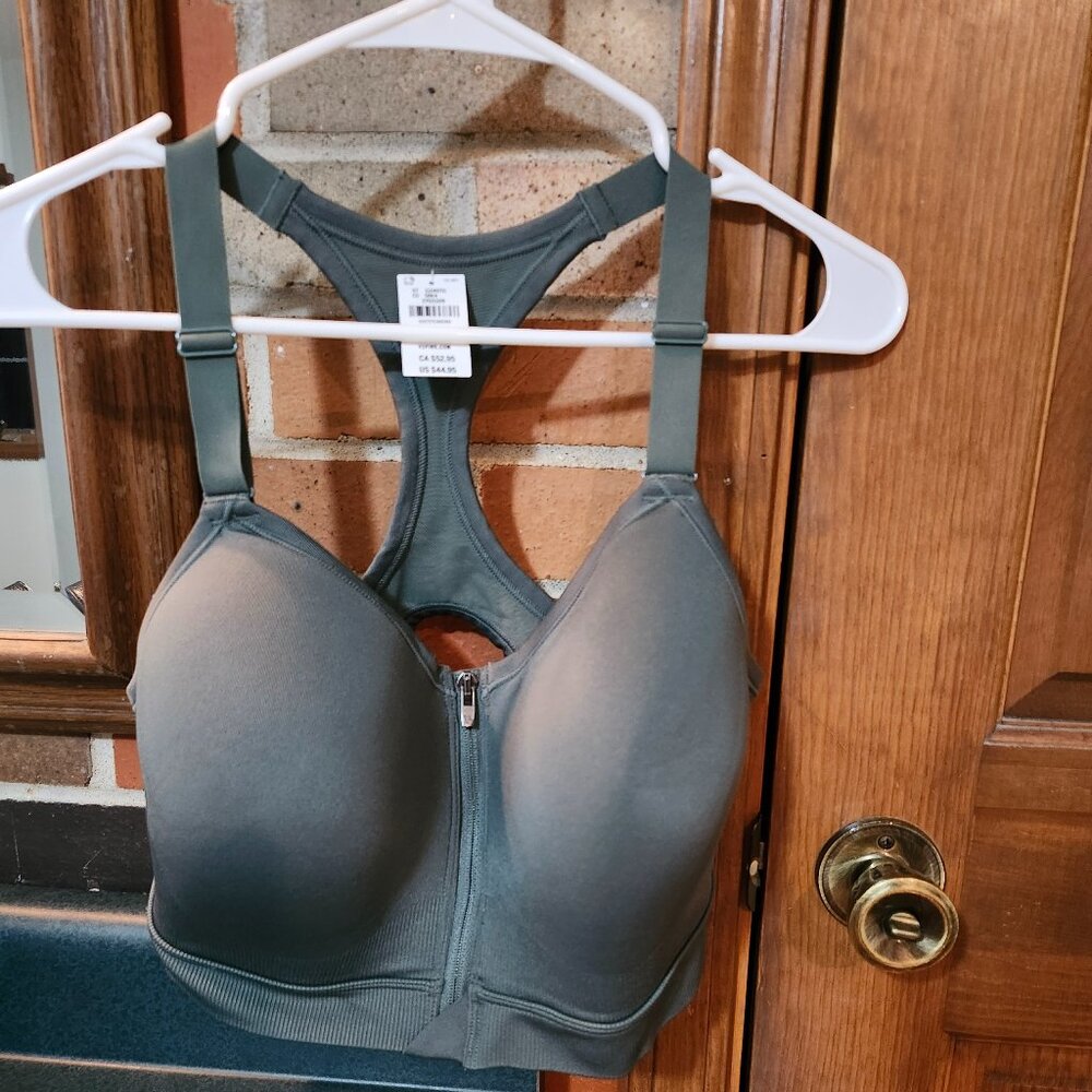 VS Sports Bra